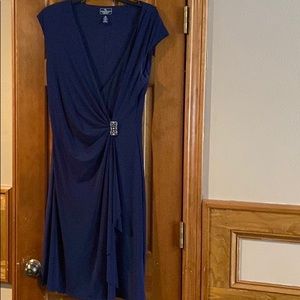 Below the knee dress ~ Navy Blue